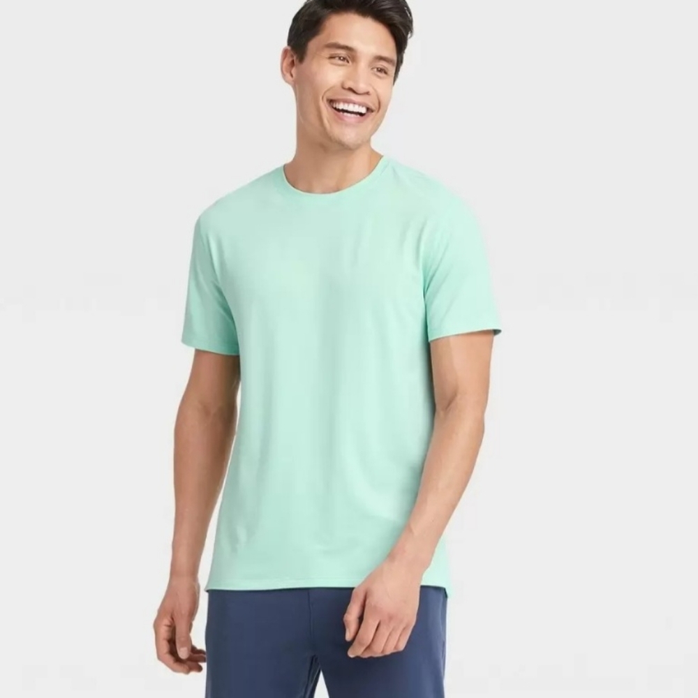Men's Short Sleeve Performance T-Shirt - All in Mmotion- XXL